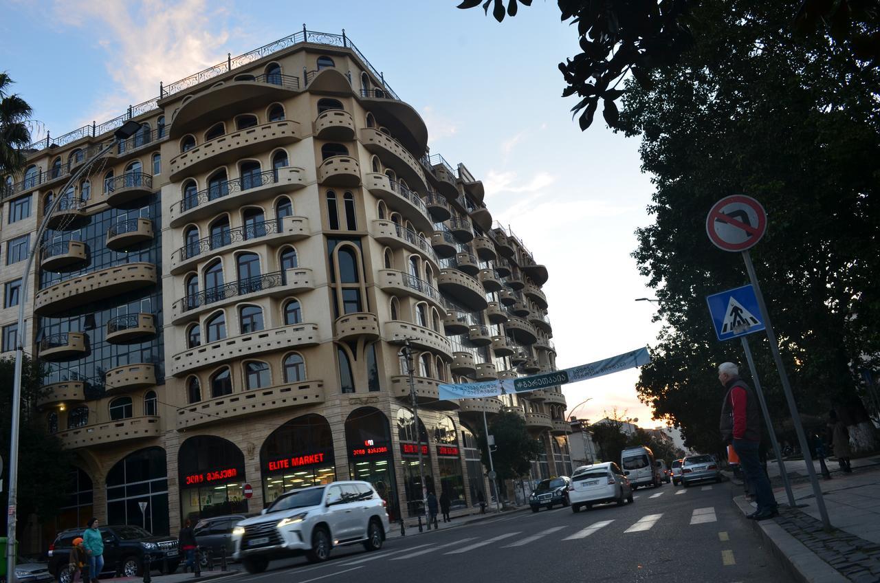 Ire Palace Batumi Luaran gambar