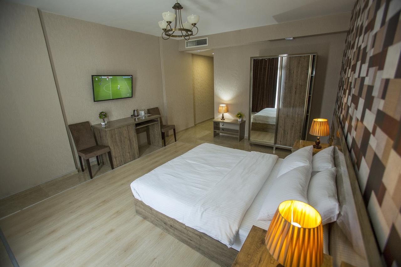 Ire Palace Batumi Luaran gambar