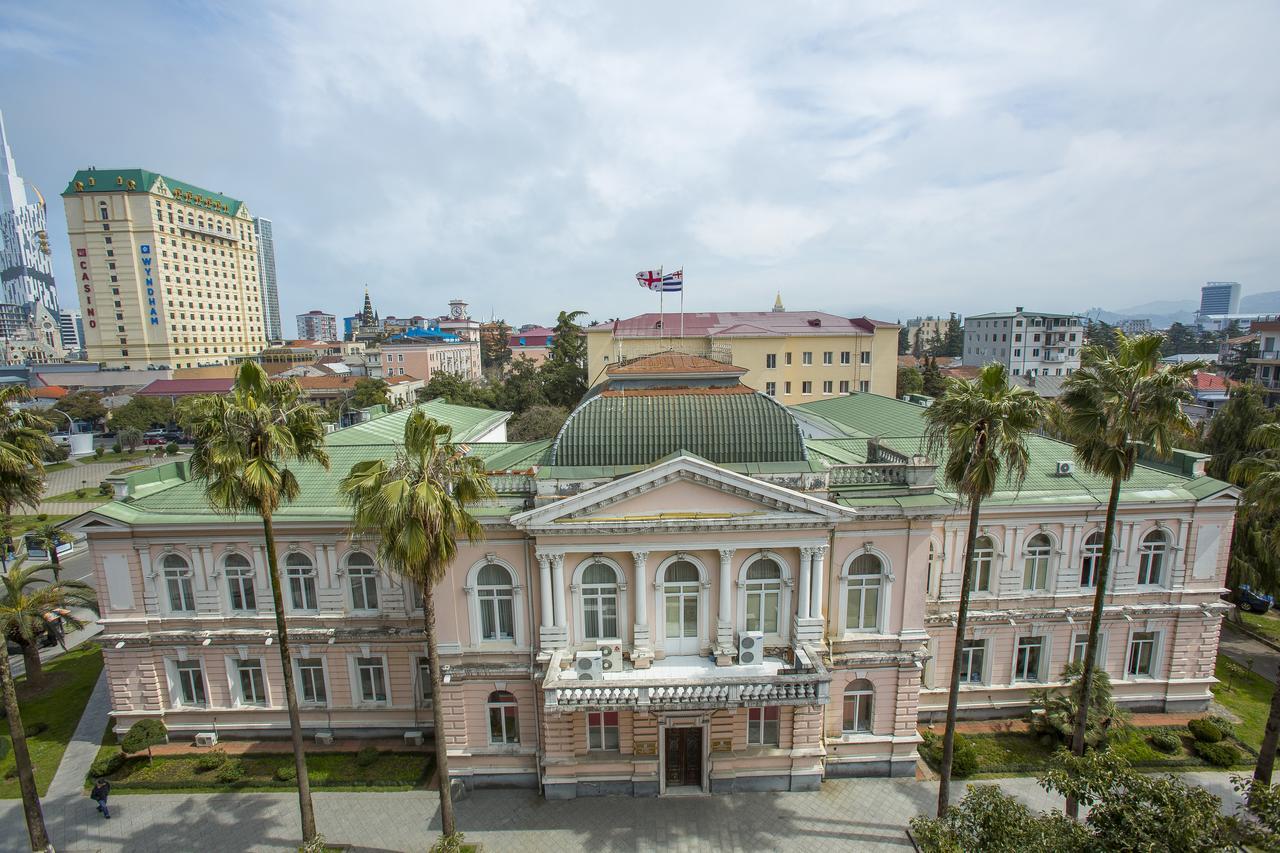 Ire Palace Batumi Luaran gambar